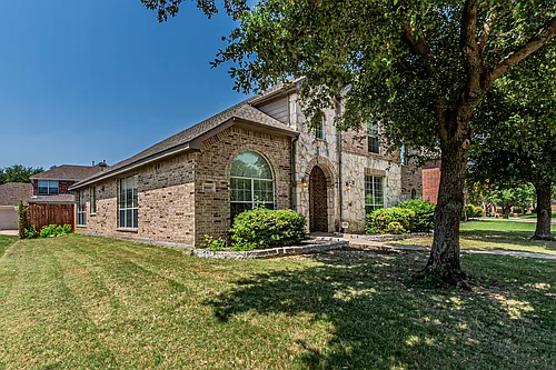 6801 Amesbury Ln Photo 1
