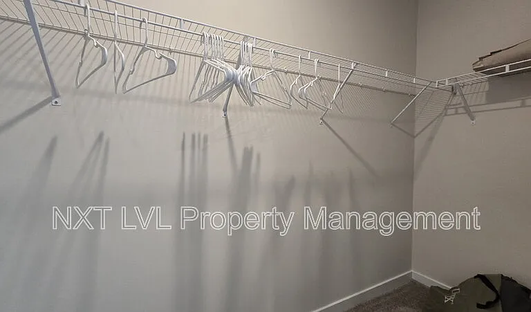 8369 Everly Preserve Dr — Photo 18