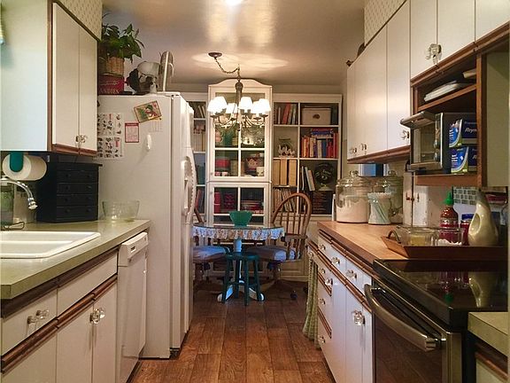 5th image of 731 Kincaid Ave