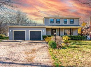 77 Fairway Blvd, Riverview, NB E1B4K8