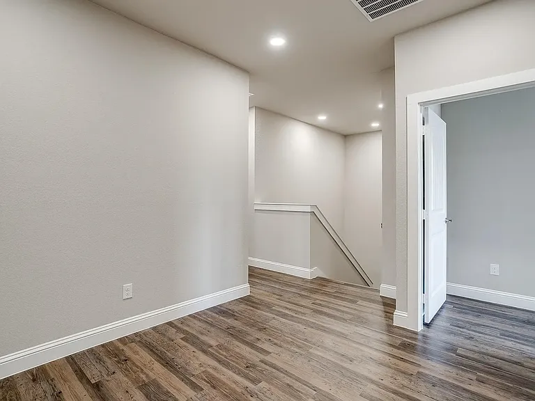 Stone Lake Townhomes — Photo 18