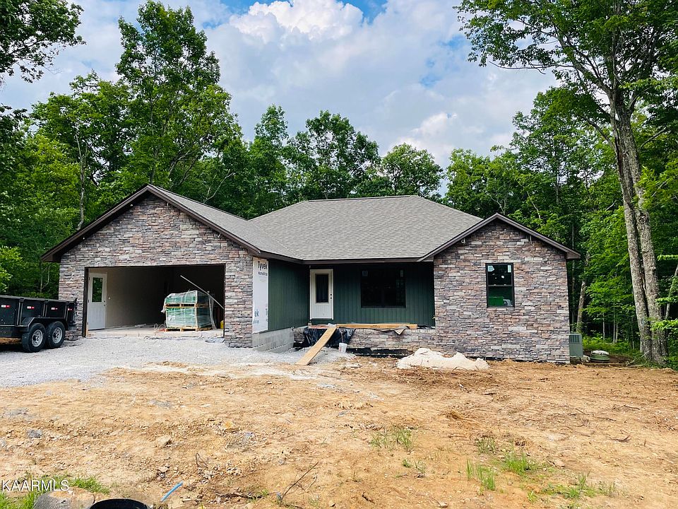 1st image of 211 Westchester Dr