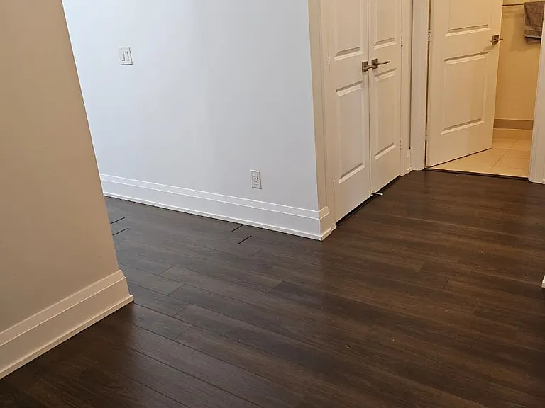 2 Old Mill Dr #423 — Photo 8