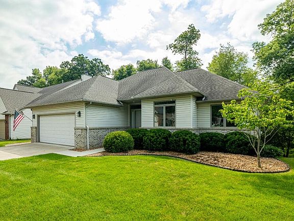 3rd image of 2791 Hawthorne Way #96