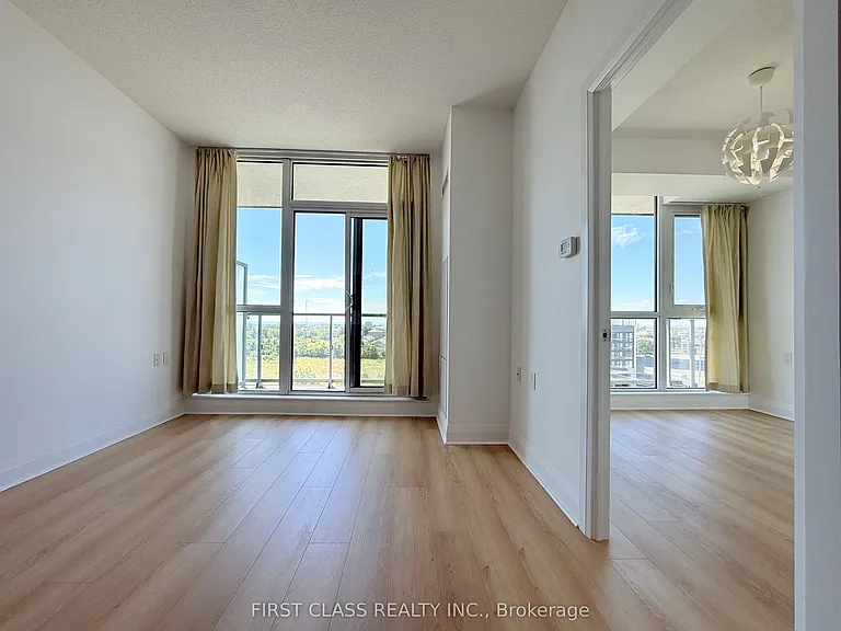 15 Zorra St #606 — Photo 15