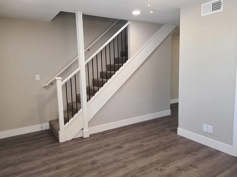 Cottonwood Townhomes Village — Photo 3