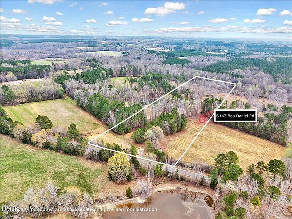 5th image of 6150 Bob Daniel Rd