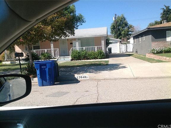 2nd image of 3648 N Mountain View Ave