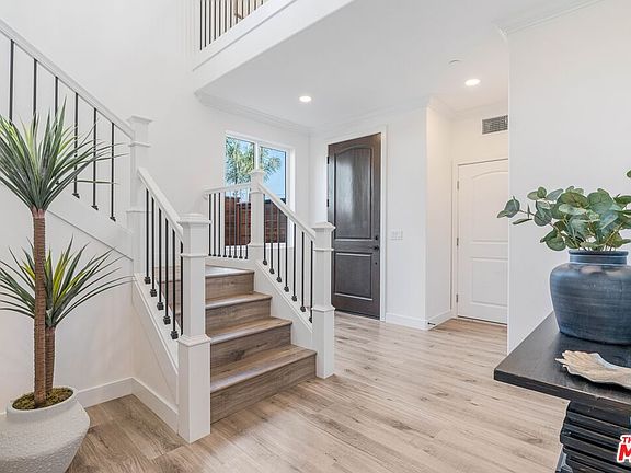 3rd image of 20151 Strathern St