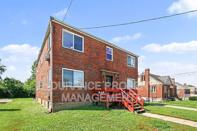 2 bed, 1.0 bath, 800 sqft, $999 — Photo 3
