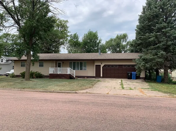 205 N Peck St, Salem, SD 57058