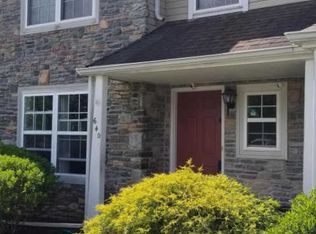 62 Ridge View Cir, East Stroudsburg, PA 18302