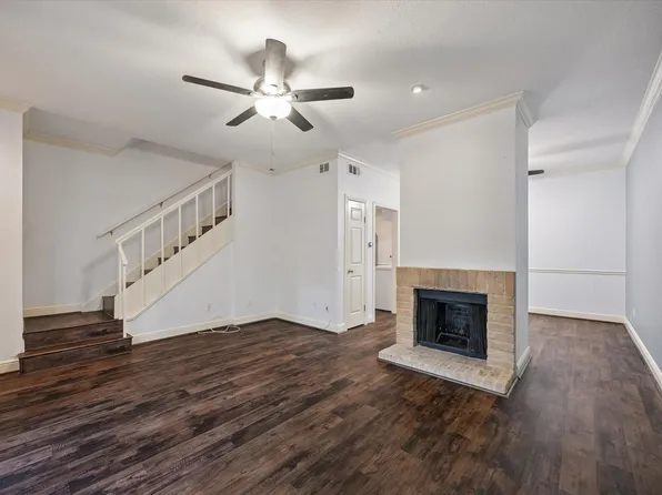 11711 Memorial Dr APT 175, Houston, TX 77024