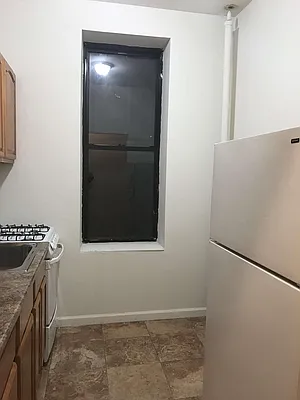 Rented by Meyerson Management | media 32