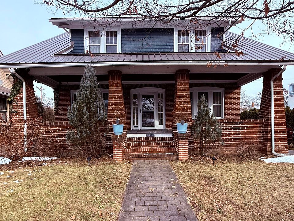 1st image of 215 Logan Blvd