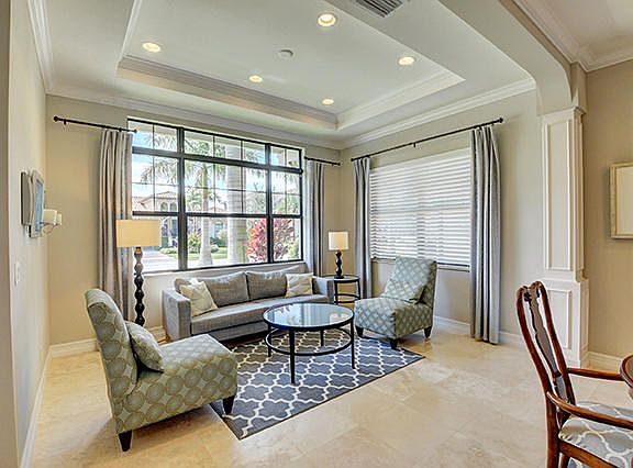 Home For Sale In The Oaks