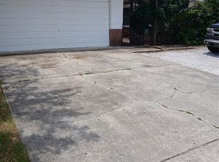 9516 Glen Moor Ln, Port Richey, FL 34668