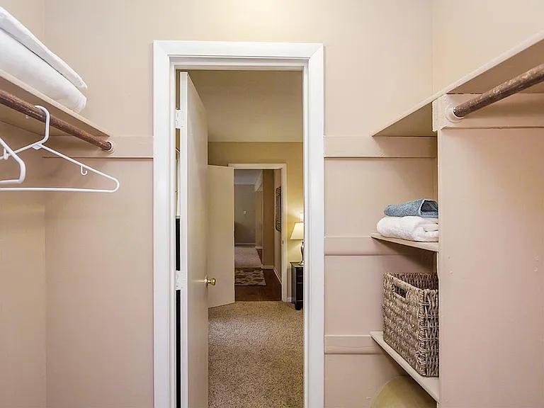 Windtree Apartment Homes — Photo 74