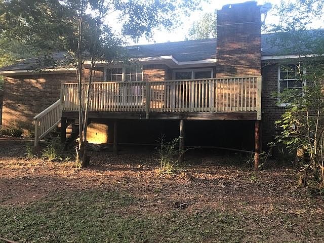 2nd image of 1035 Steele Rd