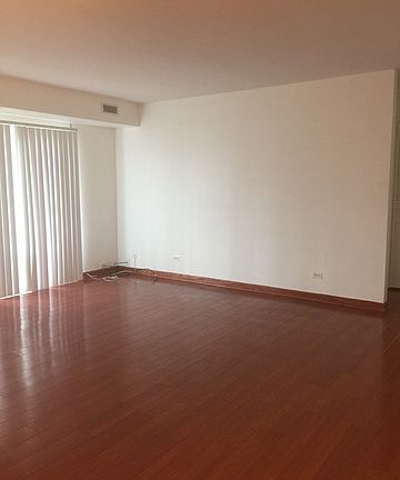 3rd image of 18053 Live Oak Ct #16