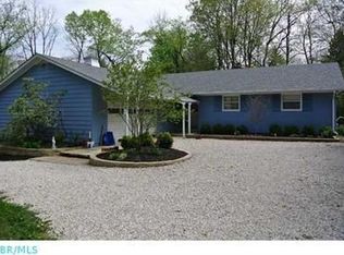 44 Whipkey Dr, Granville, OH 43023