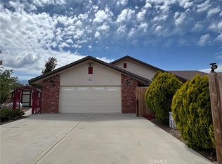 8672 Sierra Vista Rd, Phelan, CA 92371