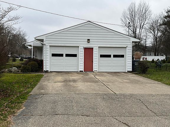 3rd image of 5780-5782 Lamplighter Ln