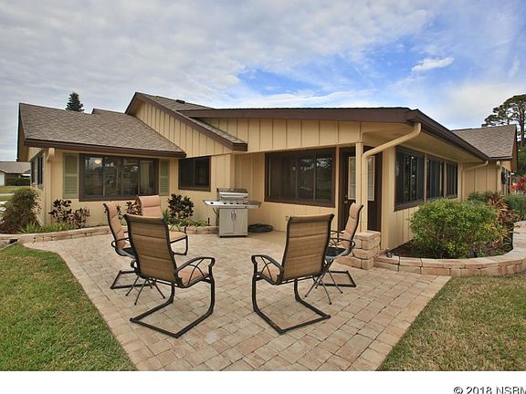 3rd image of 135 Lake Fairgreen Cir