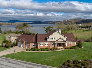 100 Grand Harbor Point, Rockwood, TN 37854