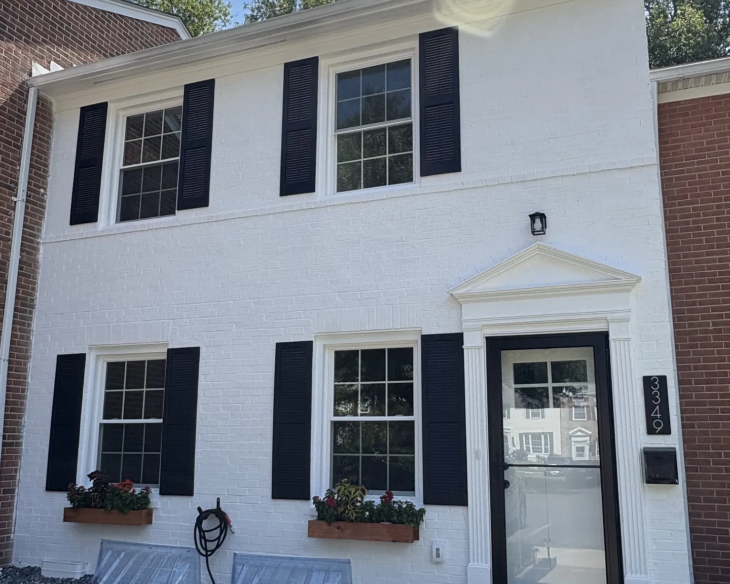 3 bed, 1302 sqft, $3,400 — Photo 1