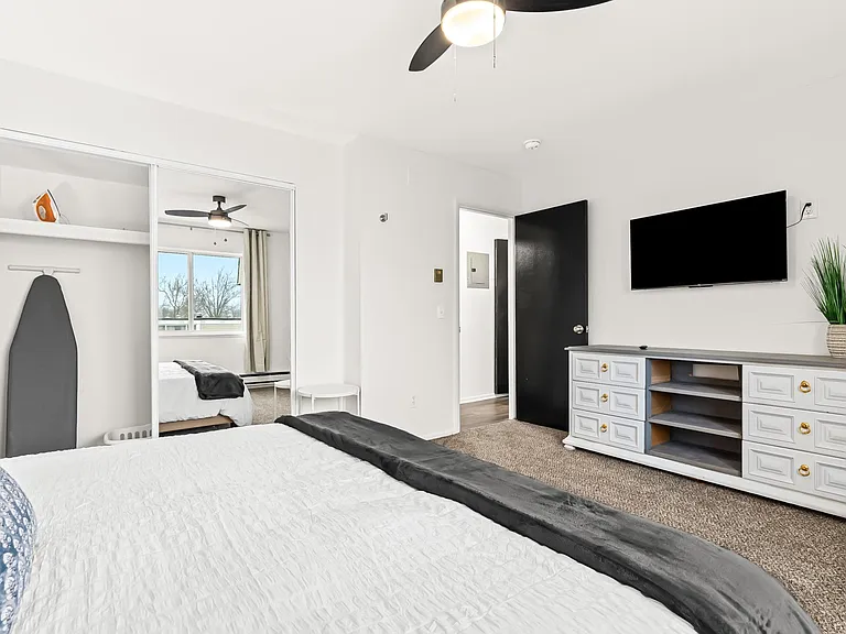 3905 Crooks Rd #32 — Photo 10