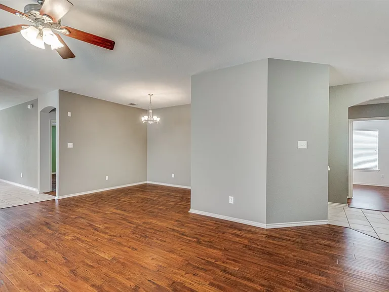 3000 Bryce Dr — Photo 4