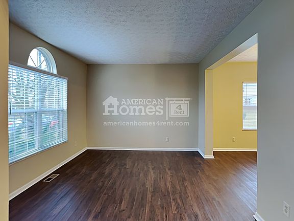 3rd image of 1112 Taylor Mills Pl