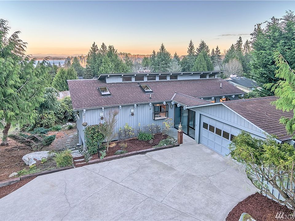 1st image of 31 Seafarer Ln
