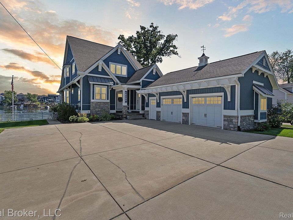 1st image of 16295 Whitehead Dr