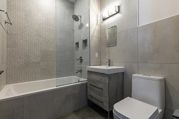 Rented by Brooklyn Group | media 10