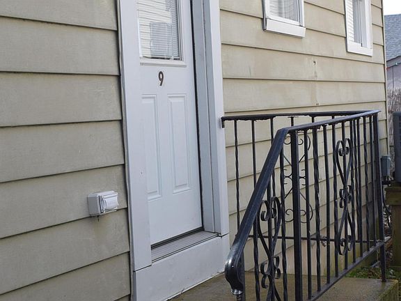 4th image of 212 Sampson Ave #C9