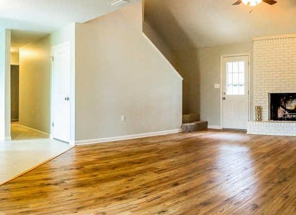 4th image of 310 Dawn Ln