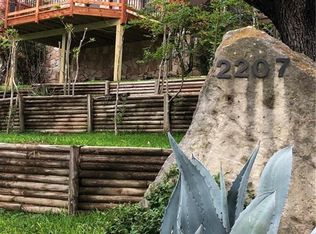 2207 Saratoga Dr, Austin, TX 78733