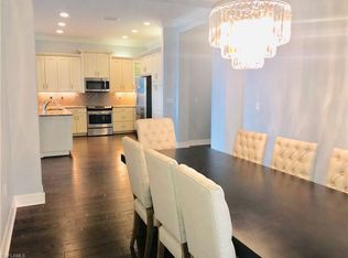 3403 Baltic Dr, Naples, FL 34119