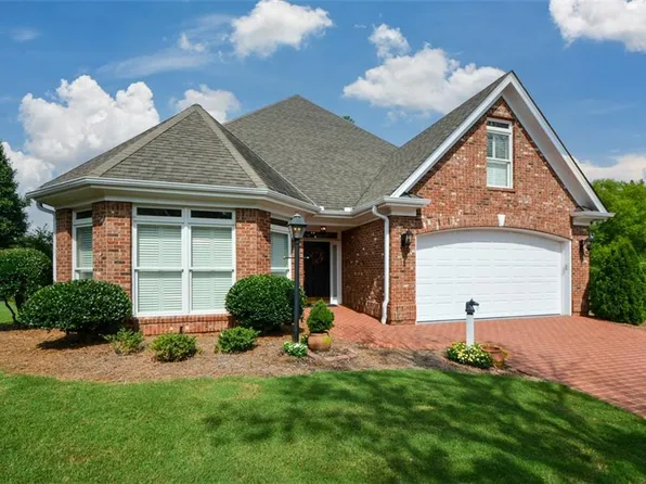 2392 Ivy Mountain Dr, Snellville, GA 30078