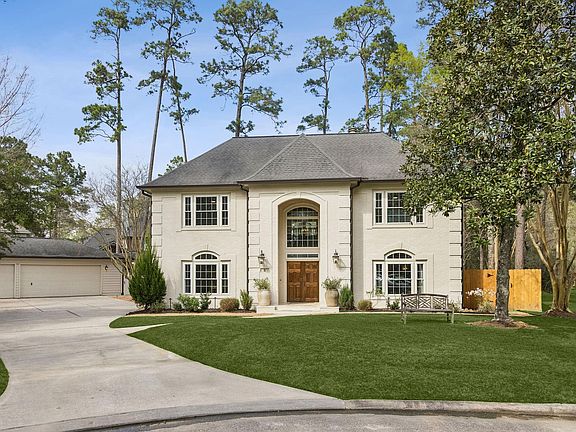 3rd image of 2 Thundercreek Pl