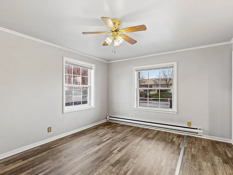 9300 E Sprague Ave — Photo 30