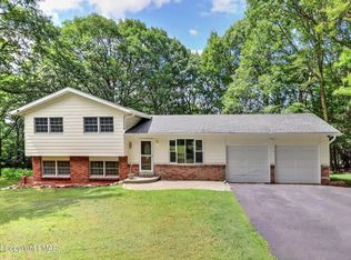 142 Melrose Dr, Scotrun, PA