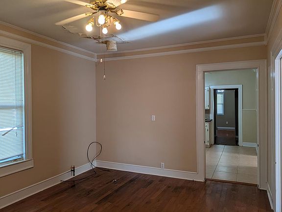 3rd image of 1233 Wilson Ave SE