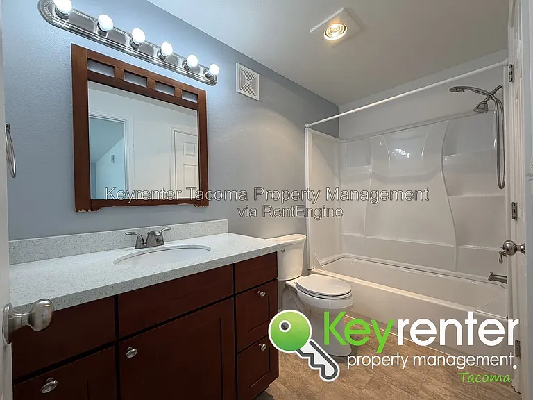 323 S 30th St #B — Photo 9