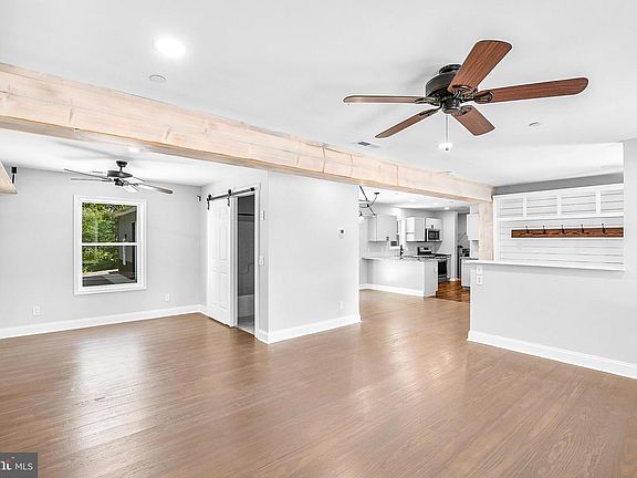 5th image of 29380 Moore Ave