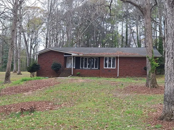 2973 Jodeco Dr, Jonesboro, GA 30236