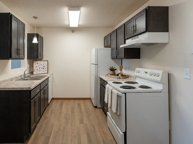 Parkside Apartments — Photo 6