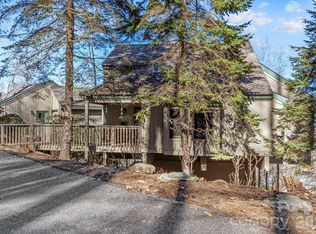 71 Ivy Ridge Rd, Burnsville, NC 28714
